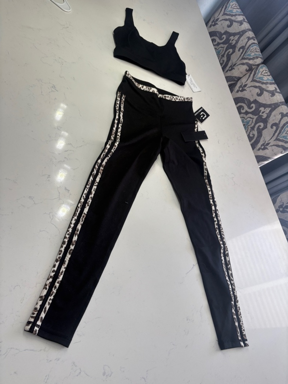 Women's Active Leggings with Leopard Stripe & Black Sports Bra